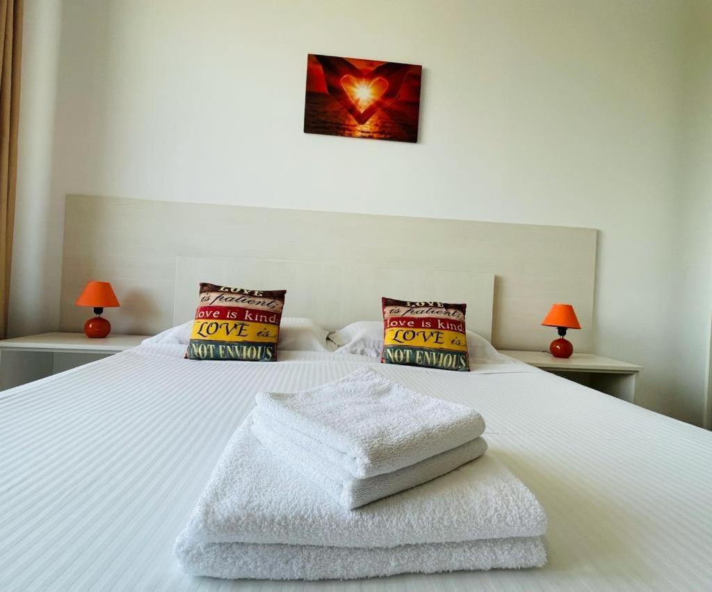 Summerland Sun Apartment